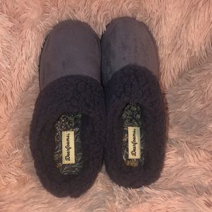 NWOT blue/purple colored Dearfoams slippers